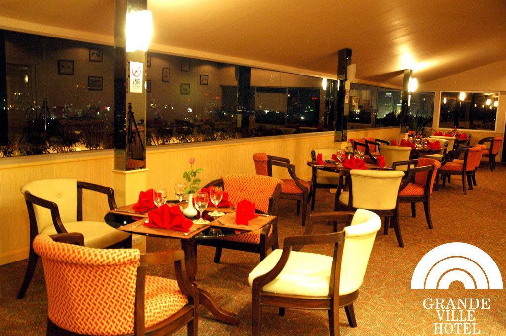 Grande Ville Hotel Banguecoque Restaurante foto
